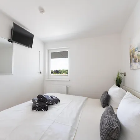 1 Linie Ostseeblick * Schönhagen